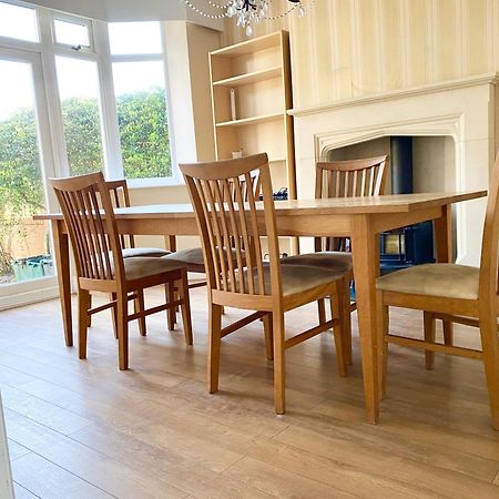 Spacious Five-Bedroom House Close To York Centre - Orchid House ภายนอก รูปภาพ